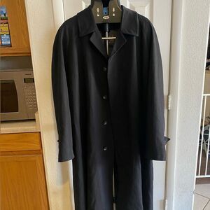 SAKS FIFTH AVENUE Men’s Black Trench Coat Size 42R